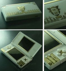 Nintendo DS Lite gets gold treatment