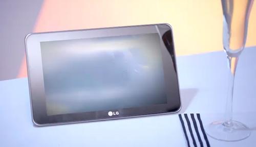 LG G Slate shows off 3D capabilities LG G Slate shows off 3D capabilities