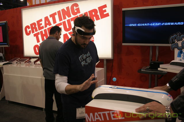Mindflex Duel tests your mental strength Mindflex Duel tests your mental strength