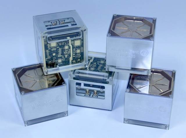 lightradio-antenna-cubes
