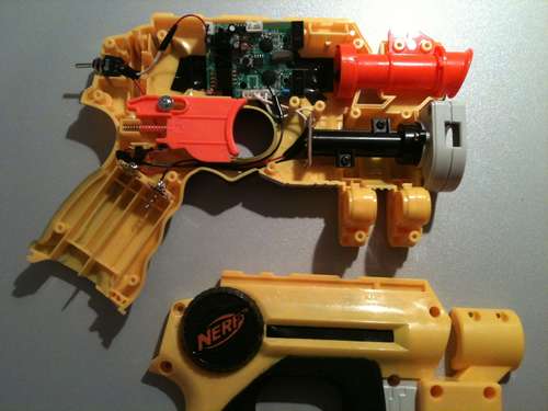 Nerf Gun, mouse, Kinect combined together to play House of the Dead Nerf Gun, mouse, Kinect combined together to play House of the Dead