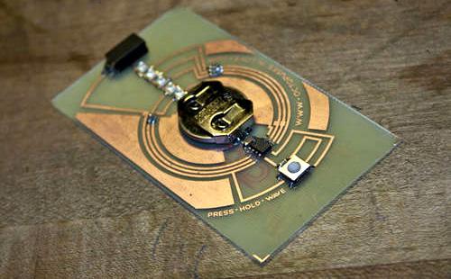 Persistence of vision enters business card realm Persistence of vision enters business card realm