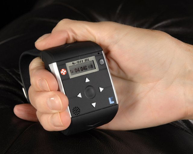 S 911 GPS Tracking Bracelet helps patients with cognitive disorders S 911 GPS Tracking Bracelet helps patients with cognitive disorders