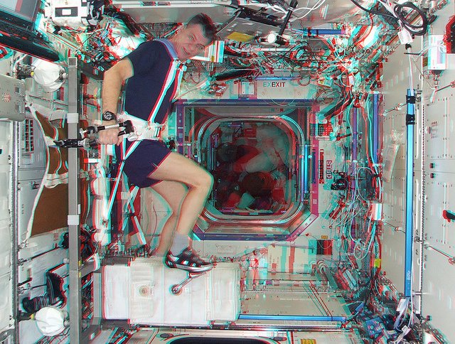 Fujifilm 3D camera brought to space by the European Space Agency Fujifilm 3D camera brought to space by the European Space Agency