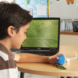 Zoomy Handheld Digital Microscope