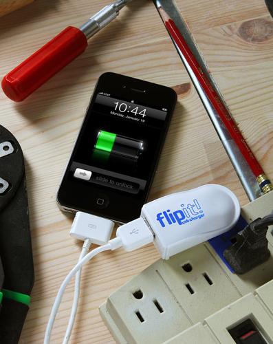 FlipIt! USB Charger Leeches Power Off Power Lines Already In Use