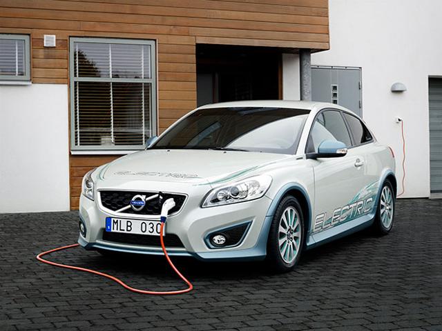 Volvo to test range extender electric vehicle concepts next year Volvo to test range extender electric vehicle concepts next year