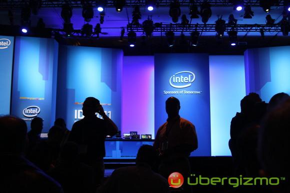 Intel IDF Keynote Live Day 2 @ 9:00am PT Intel IDF Keynote Live Day 2 @ 9:00am PT