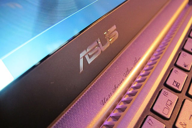 Asus Zenbook UX21 Preview