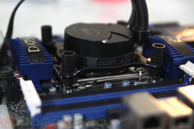 intel-sandy-bridge-e--23