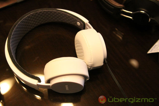 Philips Metro SHL5200 Headphones Philips Metro SHL5200 Headphones