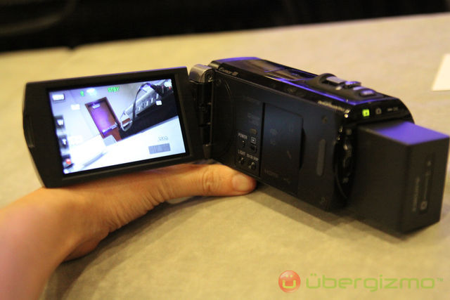 Sony Handycam HDR TD20V with 3D