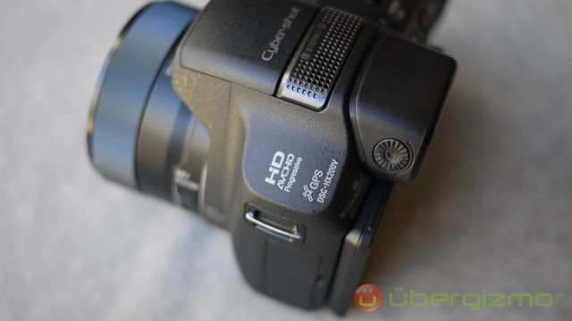 sony-cyber-shot-hx200v-09