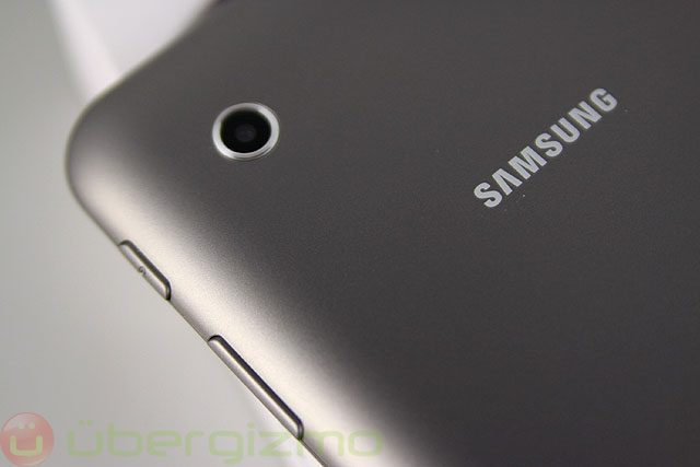samsung-galaxy-tab-7-2–unboxing-10