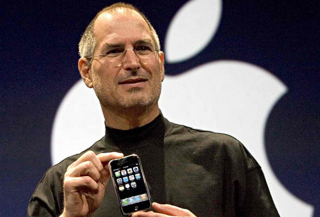 Apple once toyed with physical keyboards for the first iPhone Apple once toyed with physical keyboards for the first iPhone