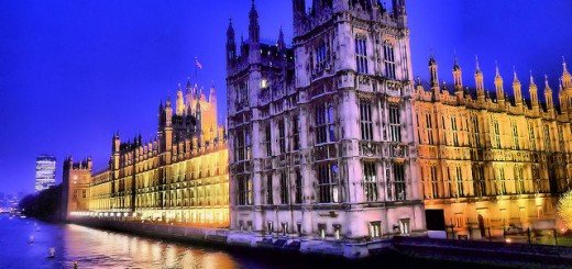 UK Parliament to Provide 650 iPads to MPs Costing $420,000 UK Parliament to Provide 650 iPads to MPs Costing $420,000