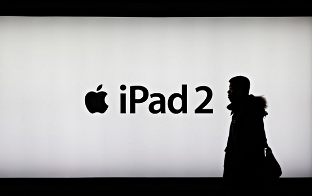 Judge throws out iPad trademark case in favor of Apple Judge throws out iPad trademark case in favor of Apple