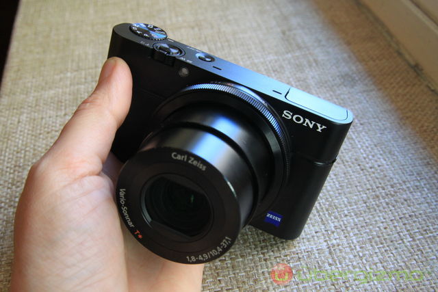 sony-cyber-shot-RX-100_02