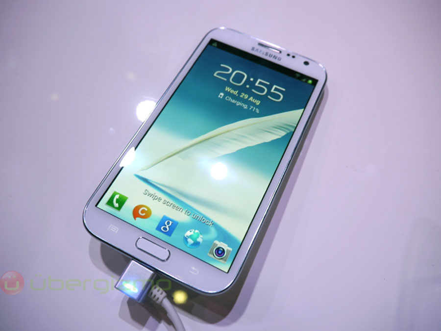 samsung-galaxy-note-2-hands-on-01
