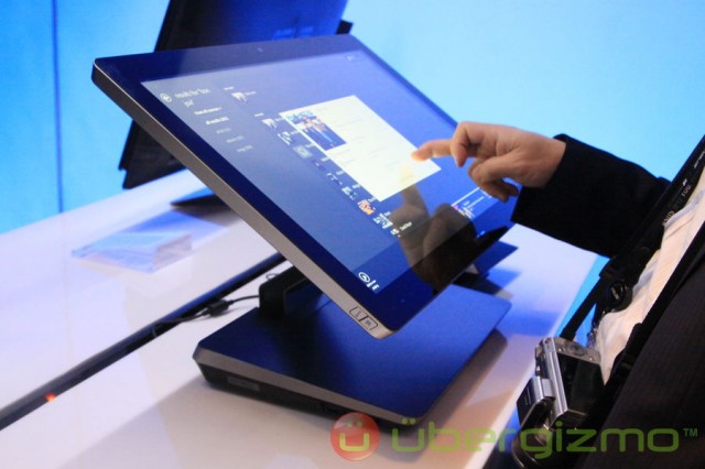 Asus All In One Hands On! Asus All In One Hands On!