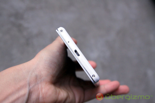 LG-Optimus-G-12