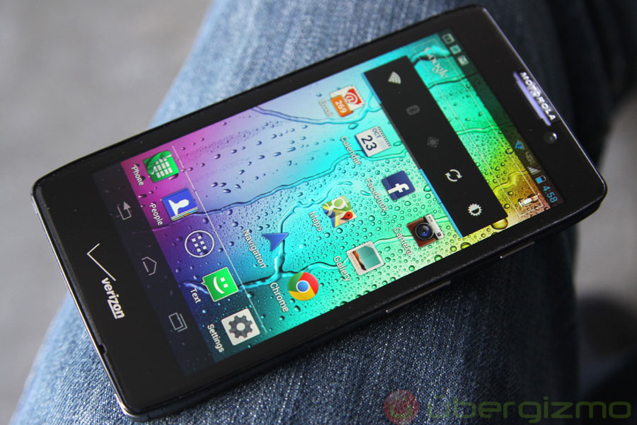 motorola-droid-razr-hd-review-razr-maxx-review–09