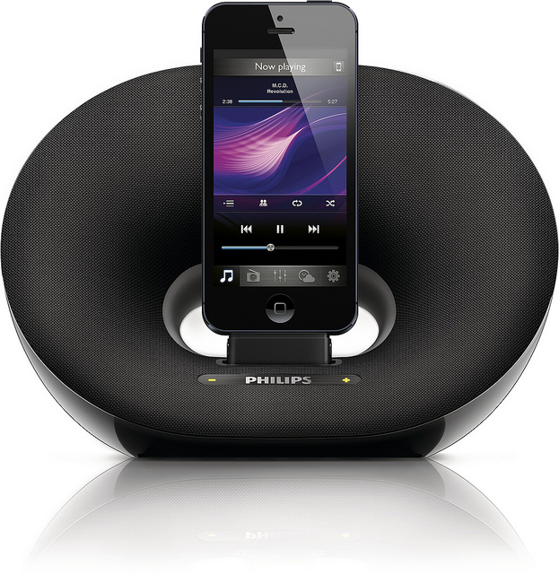Philips Announces New Lightning compatible Speaker Docks In Time For Holidays