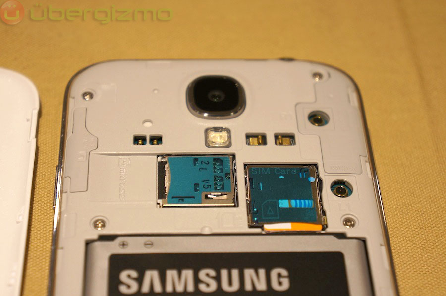 samsung-galaxy-s4-hands-on-review–13