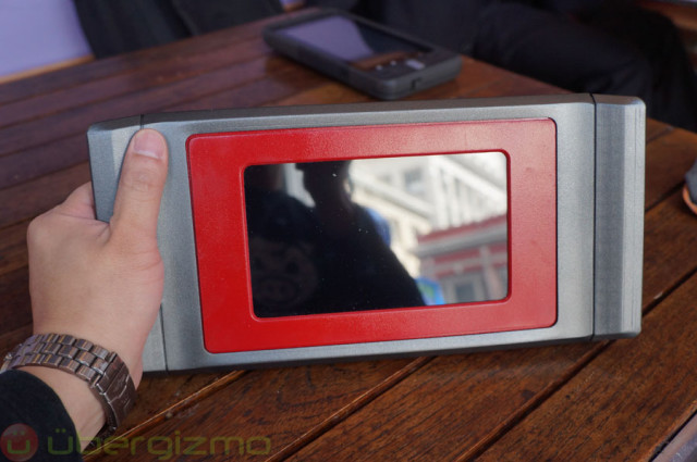 Mobelisk Turns Ordinary Tablets Into Enterprise Devices