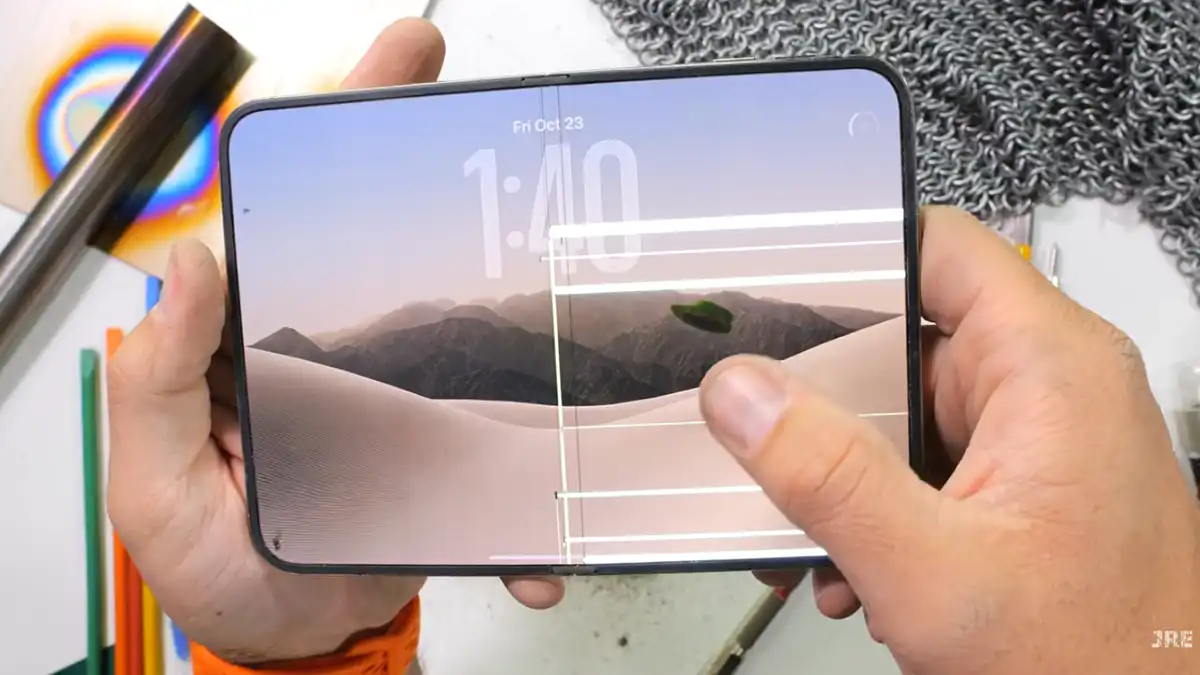 iPhone Duo Hinge Supplier Denies Display Defect Claims